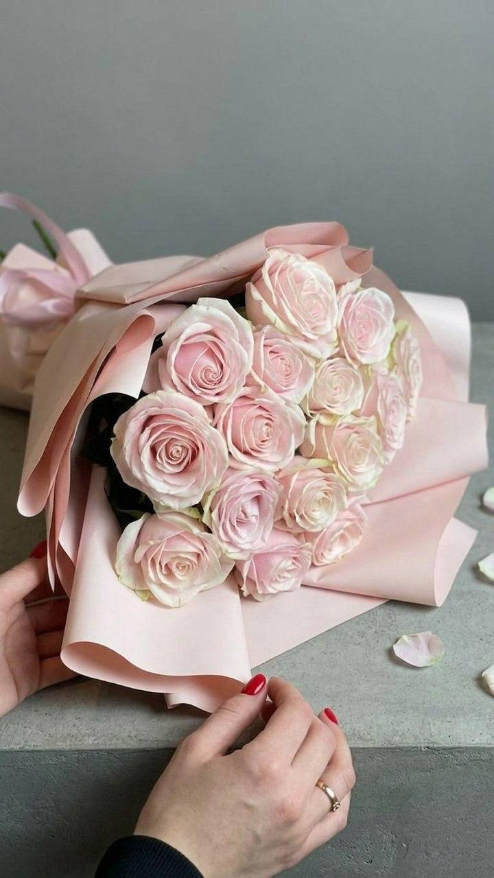 Моно-букет из розовых роз